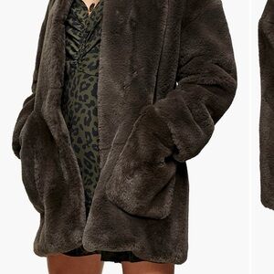 Topshop Eddie Faux Fur Coat